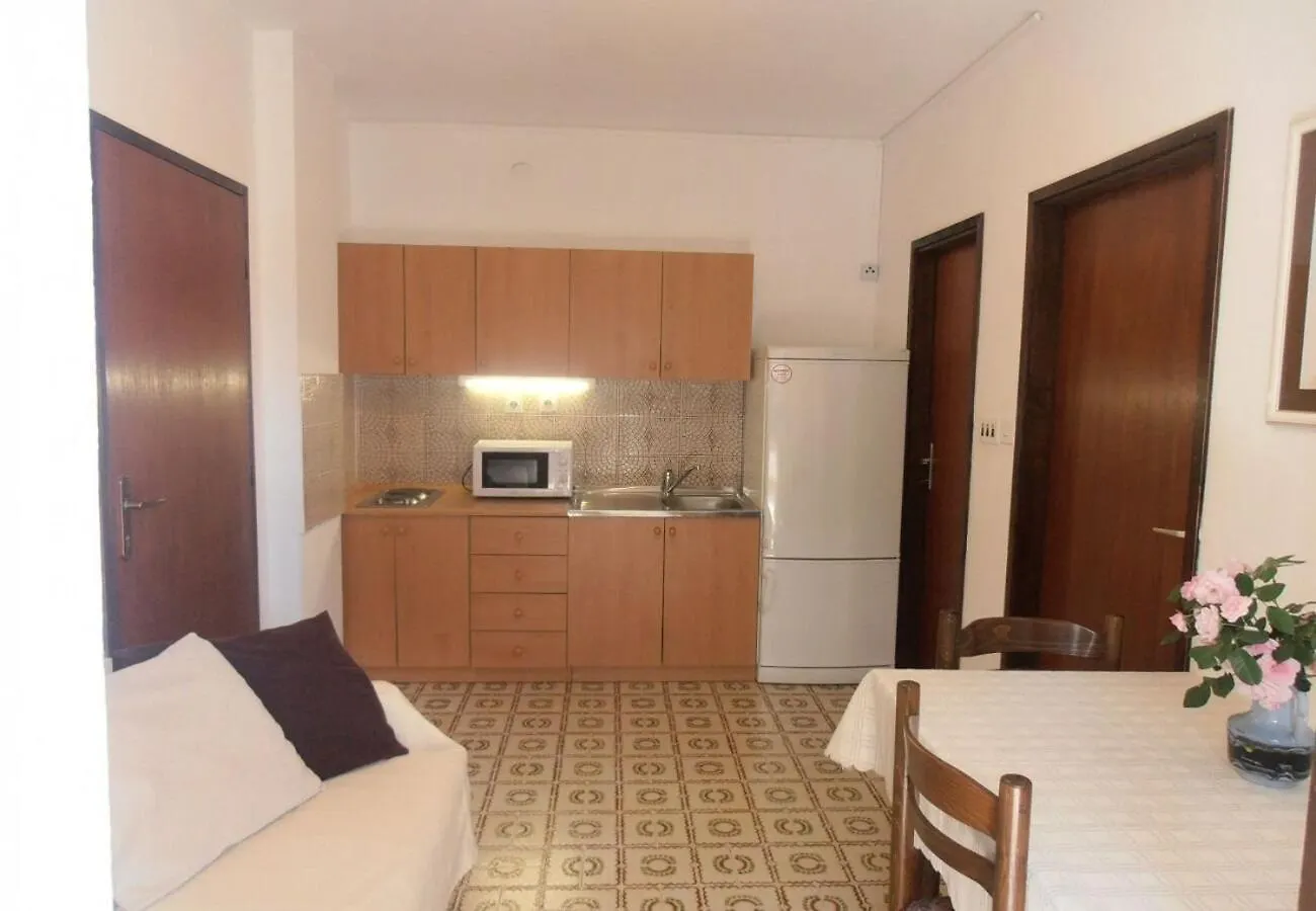 Apartment Dragica 马林斯卡